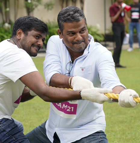 465x477_Life at_fpel Bannre 2